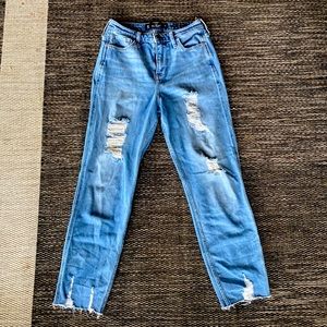 Hollister Ultra High Rise Mom Jean